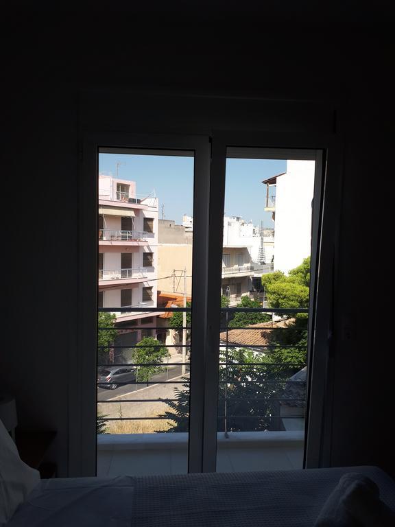 Dipson'S At Gazi Atenas Exterior foto