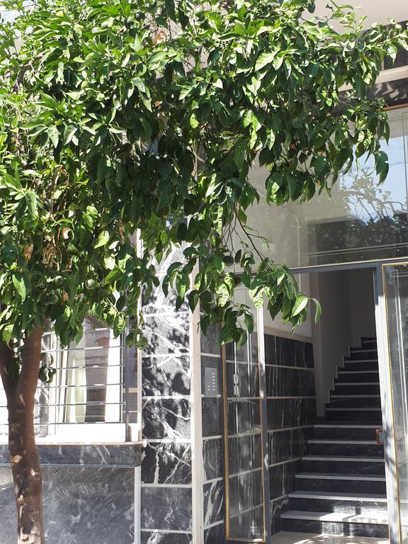Dipson'S At Gazi Atenas Exterior foto
